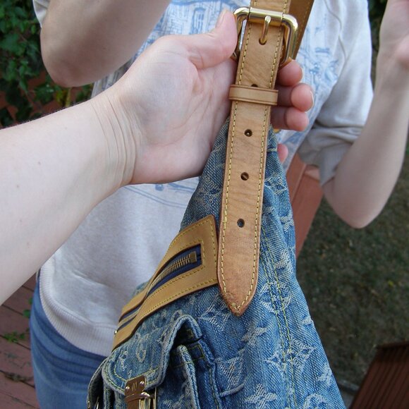 💙 LOUIS VUITTON Denim Monogram Baggy CROSSBODY MESSENGER BAG - Picture 10 of 16